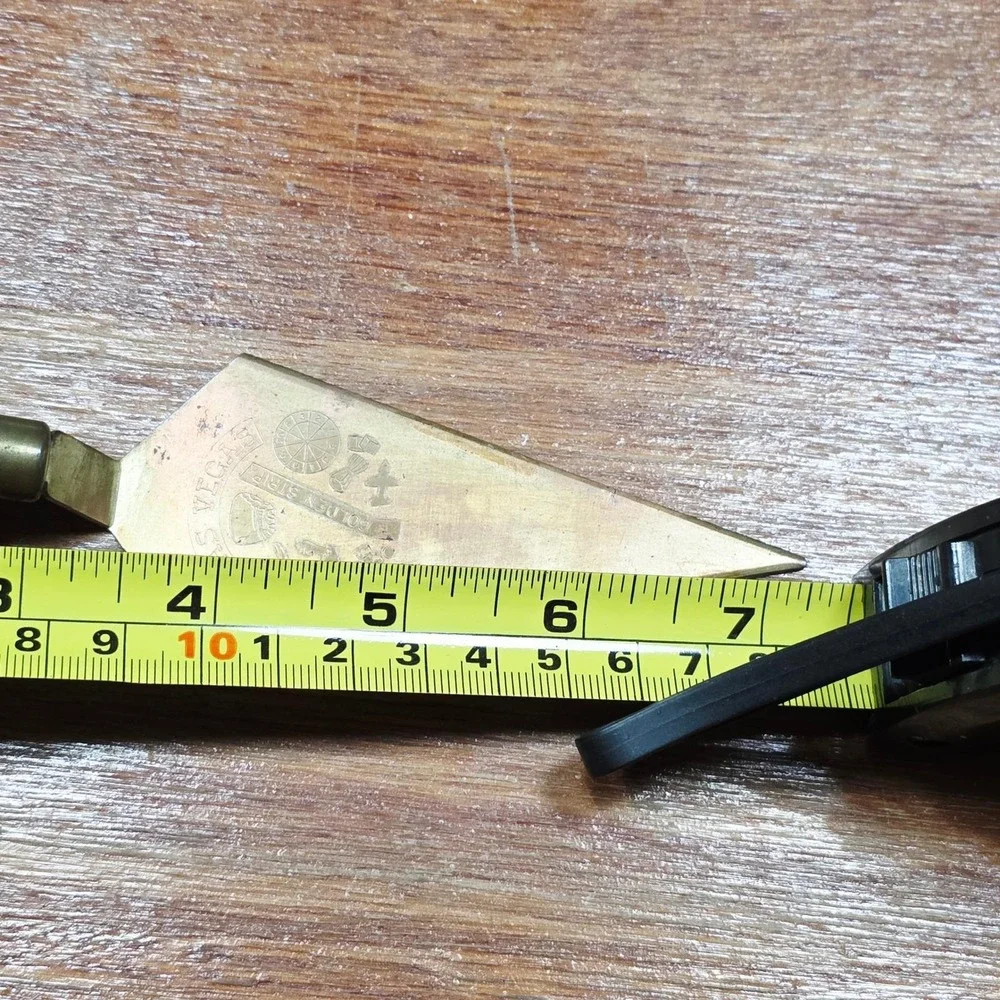 Vintage Las Vegas Golden Strip Brass Pie Server Cake Lifter Wood Handle 10 Inch
